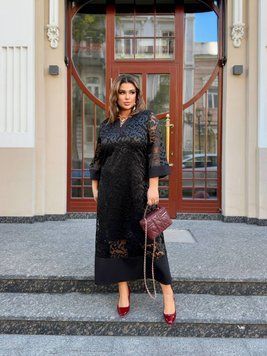 Вечірня чорна довга сукня з сітки з вишивкою батал 3343 фото