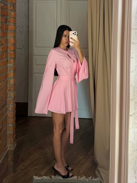 Женский розовый комбинезон из короткой юбки-шорт и открытой спиной  2644-4 фото
